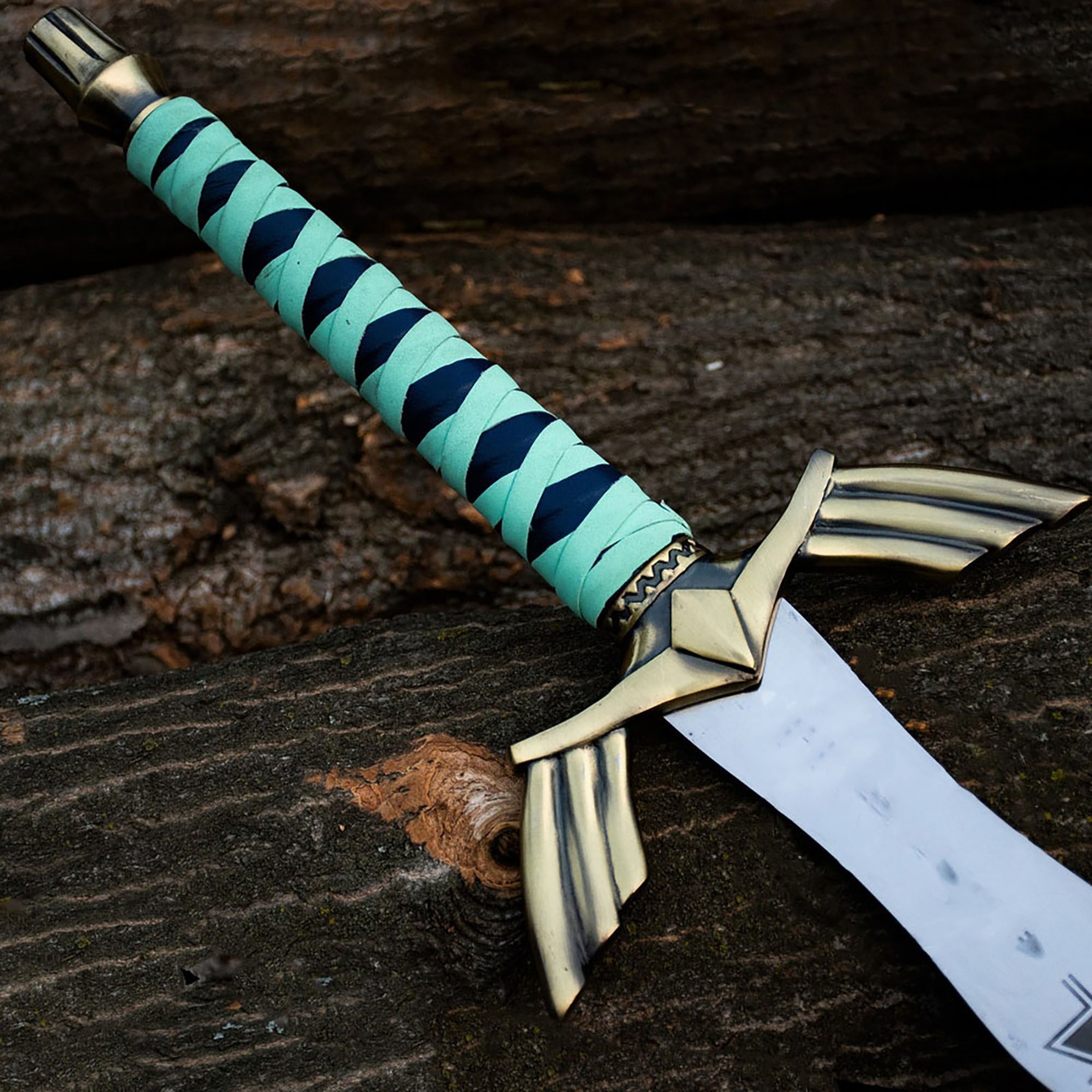 Legend of Zelda Master Sword Replica, Handmade Stainless Steel Medieval Display Legend of Zelda Master Sword Replica, Handmade Stainless Steel Medieval Display