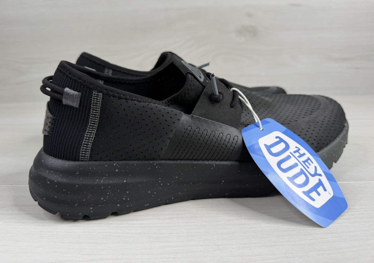 Hey Dude Sirocco Perf Mesh Shoes Sneaker Black Lightweight Mens 10 NWT