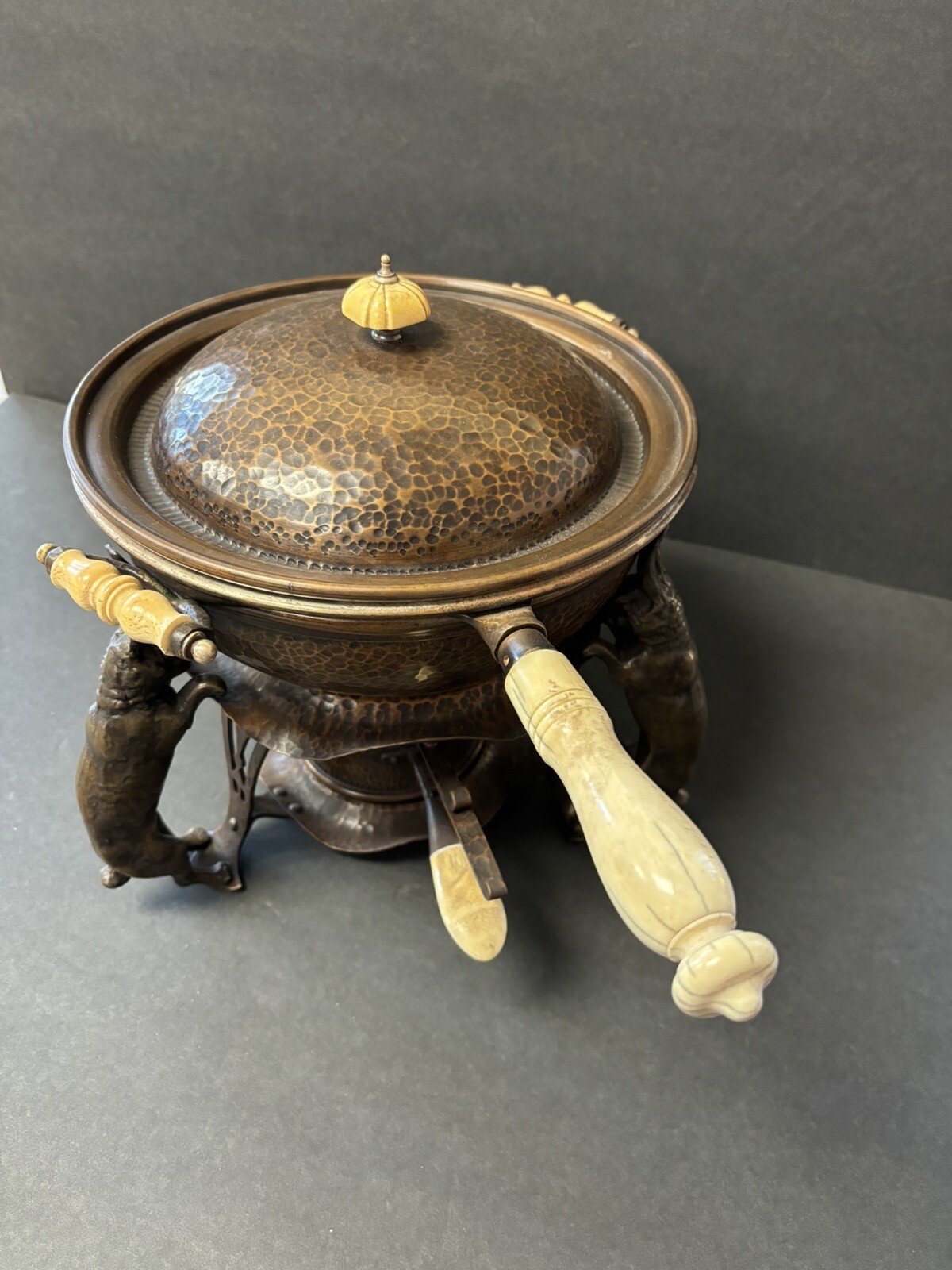 Jos Heinrich’s Arts & Crafts Hand Hammered Copper Chafing Dish Jos Heinrich’s Arts & Crafts Hand Hammered Copper Chafing Dish