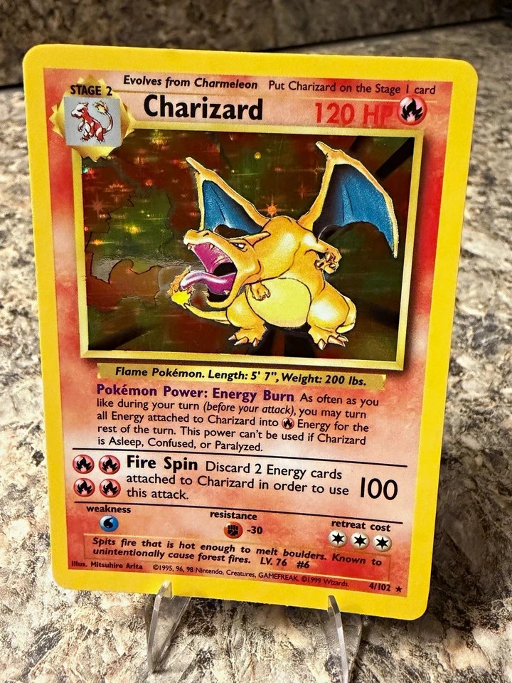 Pokémon TCG Charizard 4/102 Base Set Holo Rare 120 HP English 1999