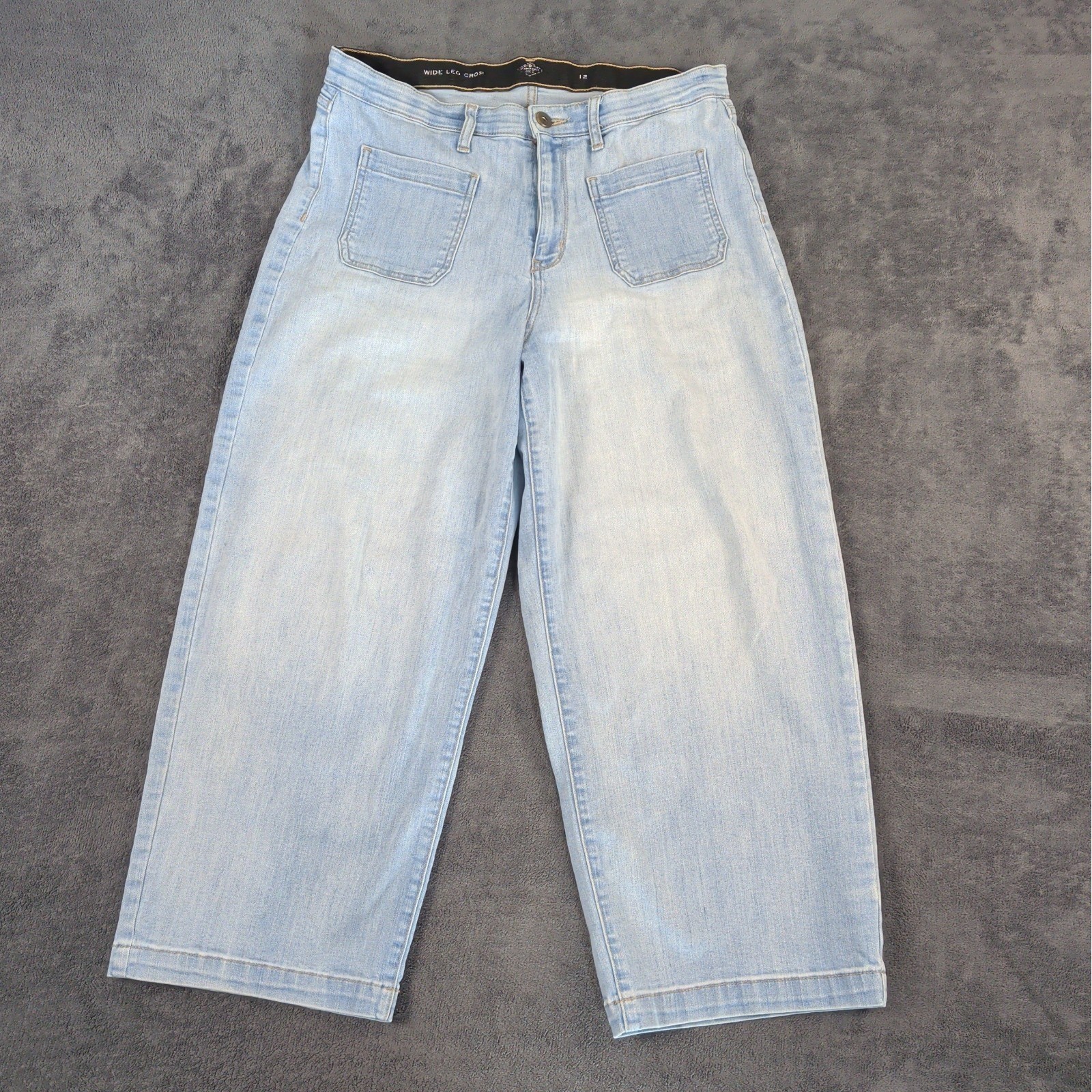 St. John\'s Bay High Rise Wide Leg Crop Jeans Size 12 St. John\'s Bay High Rise Wide Leg Crop Jeans Size 12