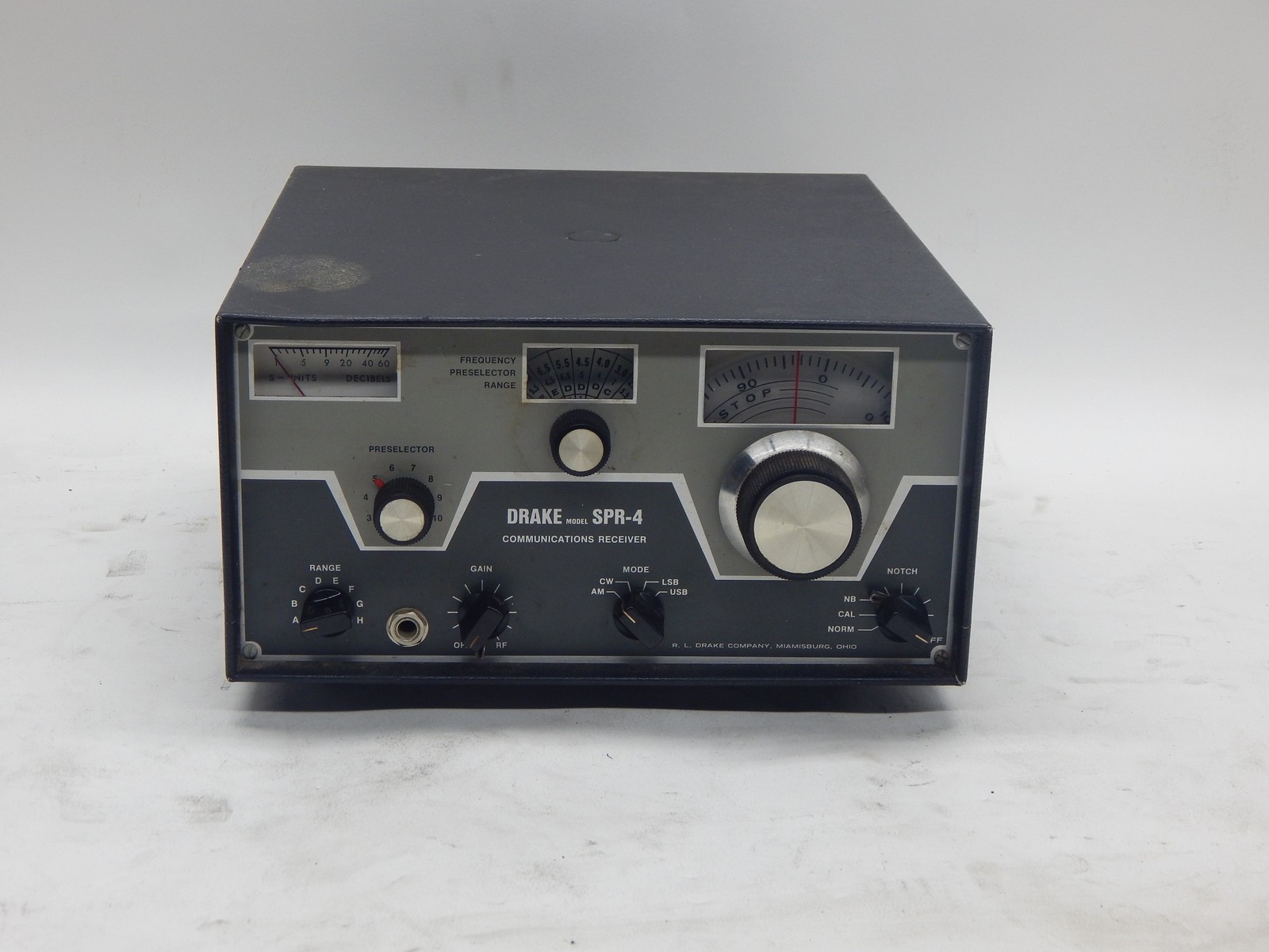 Vintage DRAKE SPR-4 Communications Receiver Shortwave Radio