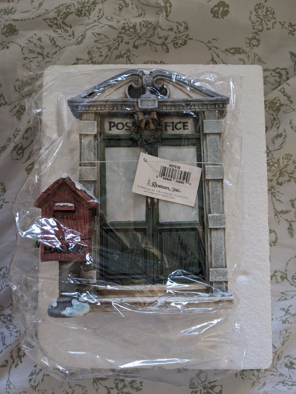 Joseph\'s Studio by Roman Inc. Post Office Christmas Village Bloomingdales 2008