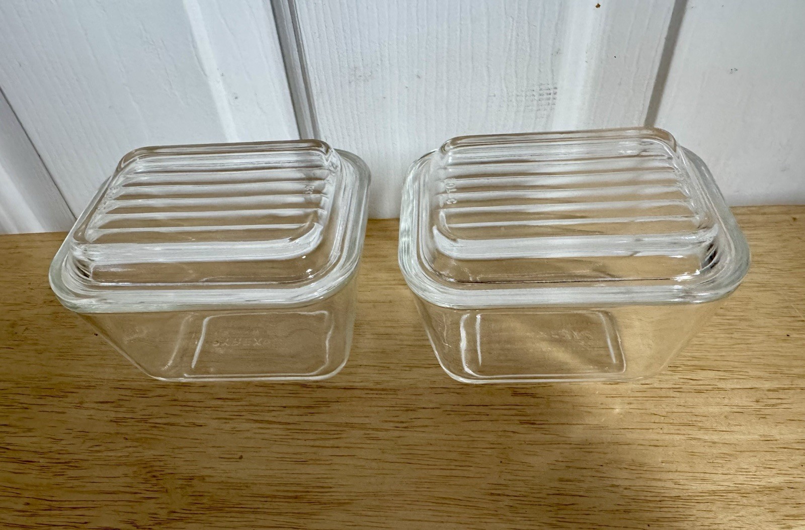 Set of 2 Vintage PYREX Clear Glass Refrigerator Dishes 501 B 1-1/2 Cup w/Lids Set of 2 Vintage PYREX Clear Glass Refrigerator Dishes 501 B 1-1/2 Cup w/Lids