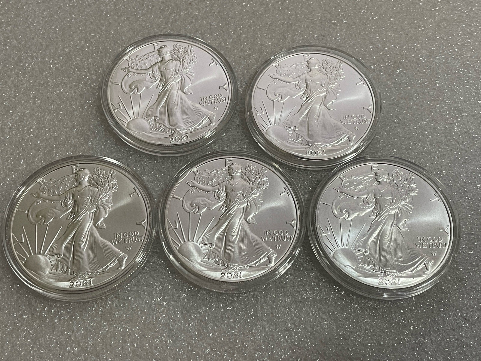 2021 American Silver Eagle- 1 Troy Ounce .999 Fine Silver In Cap Type 2-Lot Of 1 2021 American Silver Eagle- 1 Troy Ounce .999 Fine Silver In Cap Type 2-Lot Of 1