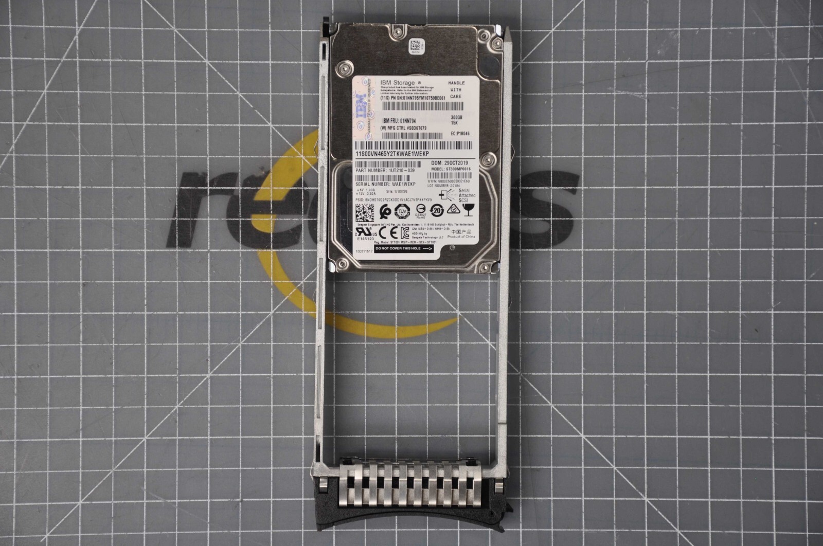 IBM 300GB 10K 64MB SAS-2.5\'\' ST300MP0015 01NN794 IBM 300GB 10K 64MB SAS-2.5\'\' ST300MP0015 01NN794