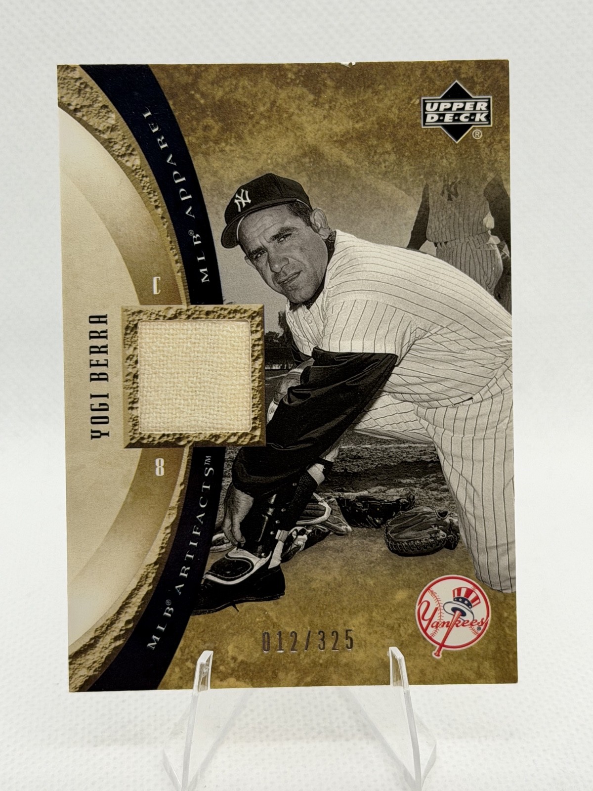 2005 Upper Deck Artifacts - Mlb Apparel Yogi Berra #MLB-YB /325 (MEM)