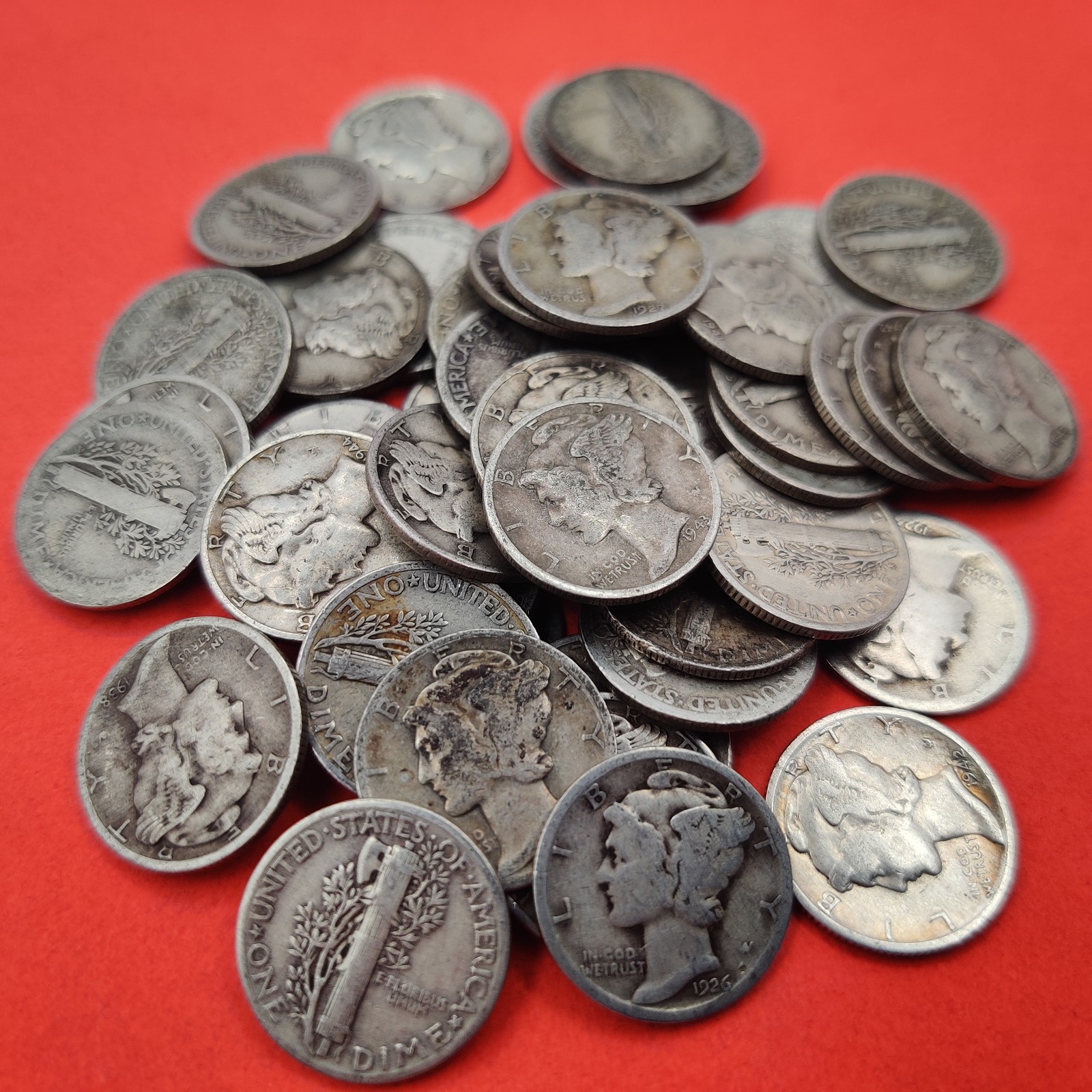 Mercury Dimes 1916-1945 90% Silver CHOOSE HOW MANY Mercury Dimes 1916-1945 90% Silver CHOOSE HOW MANY
