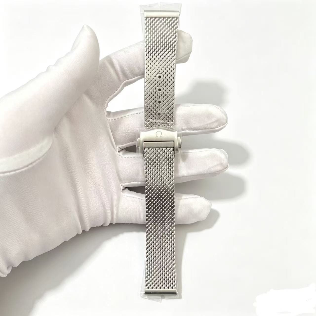 New 20mm OMEGA Milanese Mesh Bracelet Stainless Steel Deployant Clasp Buckle New 20mm OMEGA Milanese Mesh Bracelet Stainless Steel Deployant Clasp Buckle