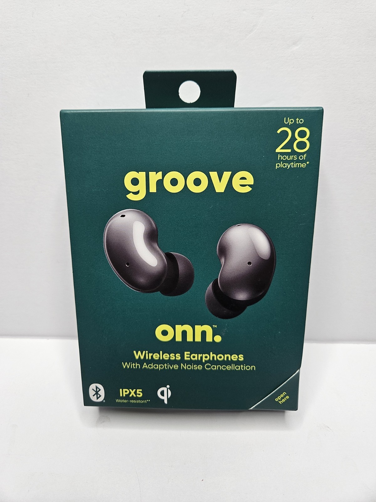 NEW Groove ONN. Wireless Bluetooth earbuds with adaptive noise cancellation IPX5