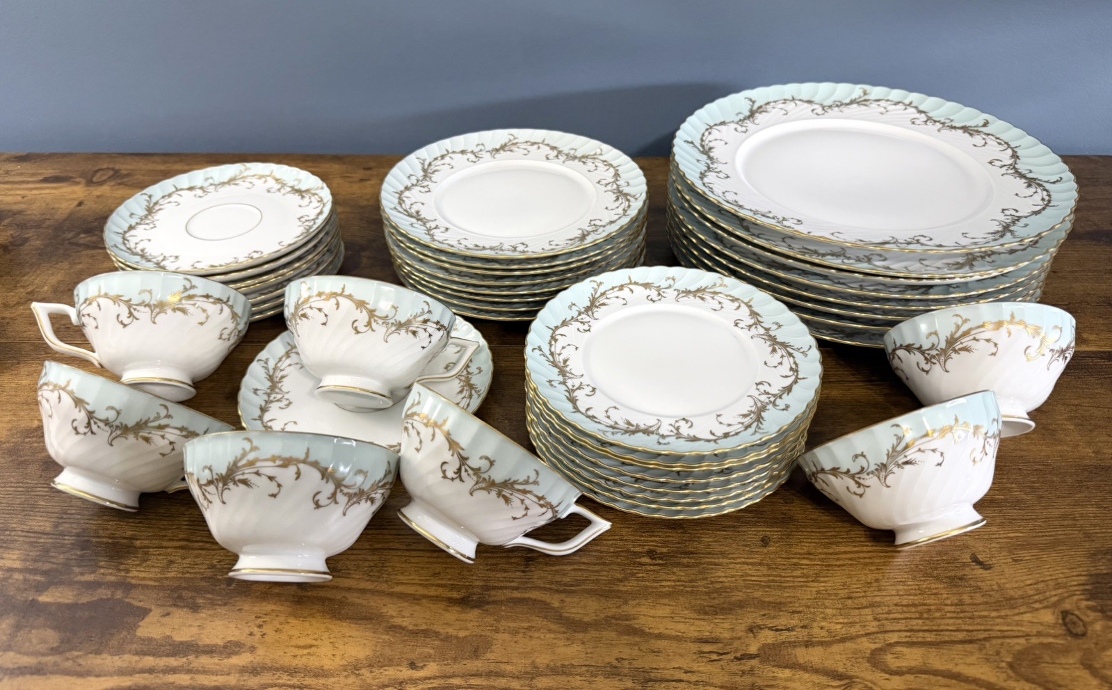 Royal Tettau Duchess Blue Green 39 Pc China Set Germany 1794 8 Place Settings