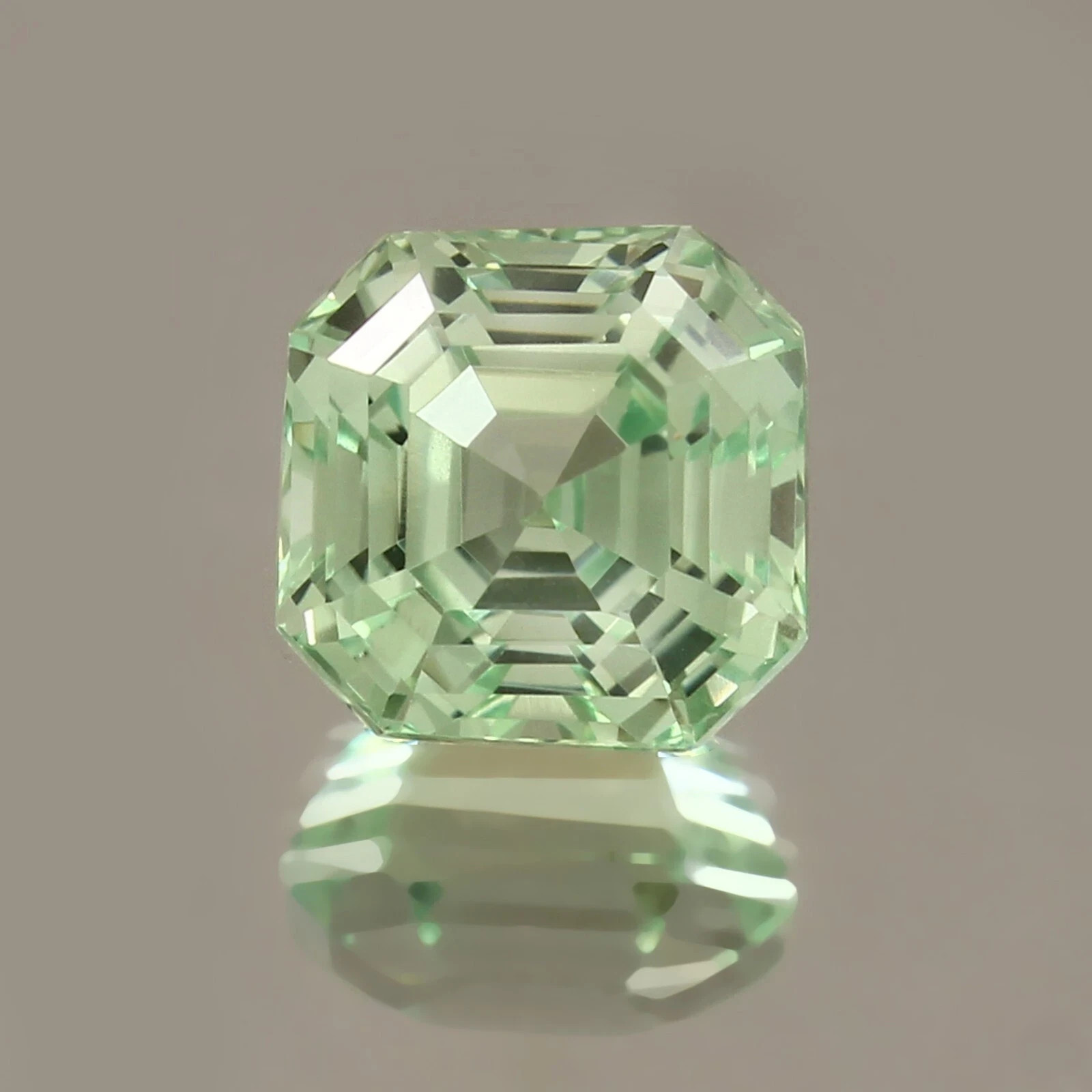Natural A+ Superb Parti-Green 5.65 Ct Ceylon Sapphire Asscher Cut LooseGemstone
