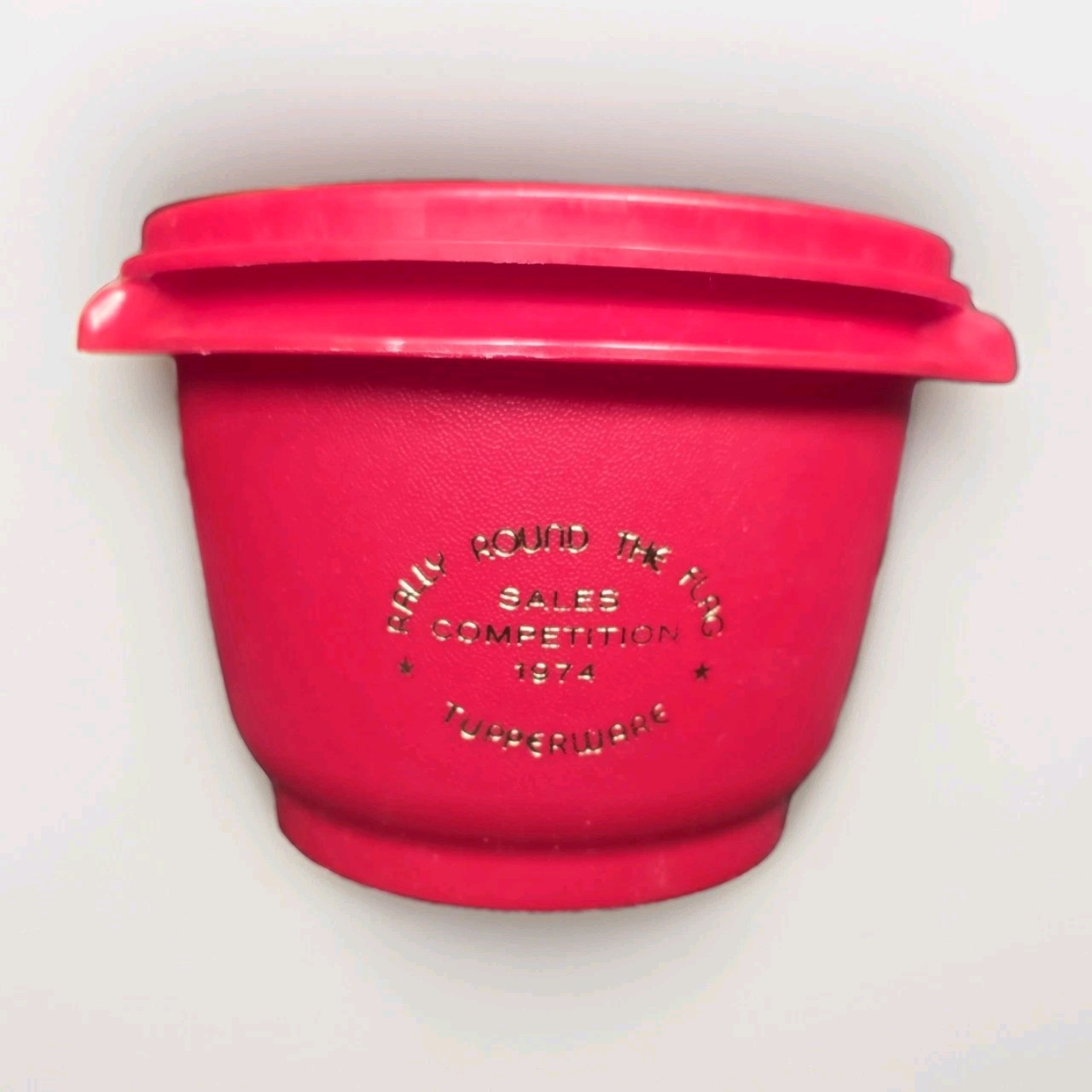 Vintage 1974 Red Tupperware Rally Around the Flag Sales Competition Bowl W Lid