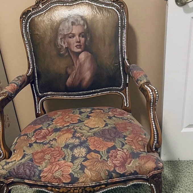 Iced- Out Marilyn Monroe Vintage Chair