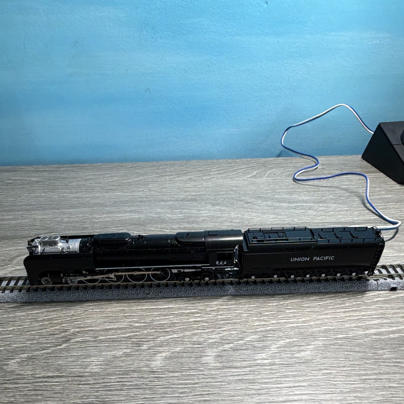 KATO Union Pacific 844 FEF-3 Steam Locomotive w/ Tender Black/Silver N Scale KATO Union Pacific 844 FEF-3 Steam Locomotive w/ Tender Black/Silver N Scale