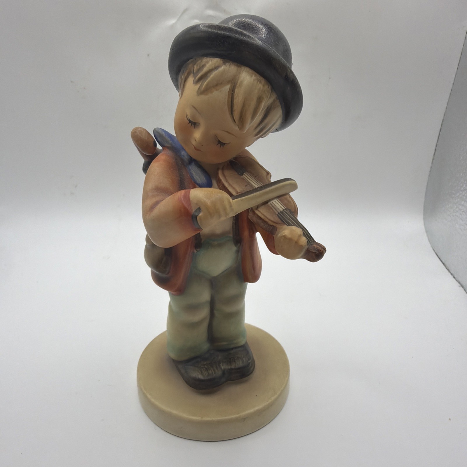 Vintage Goebel Hummel Figurine Vintage Goebel Hummel Figurine