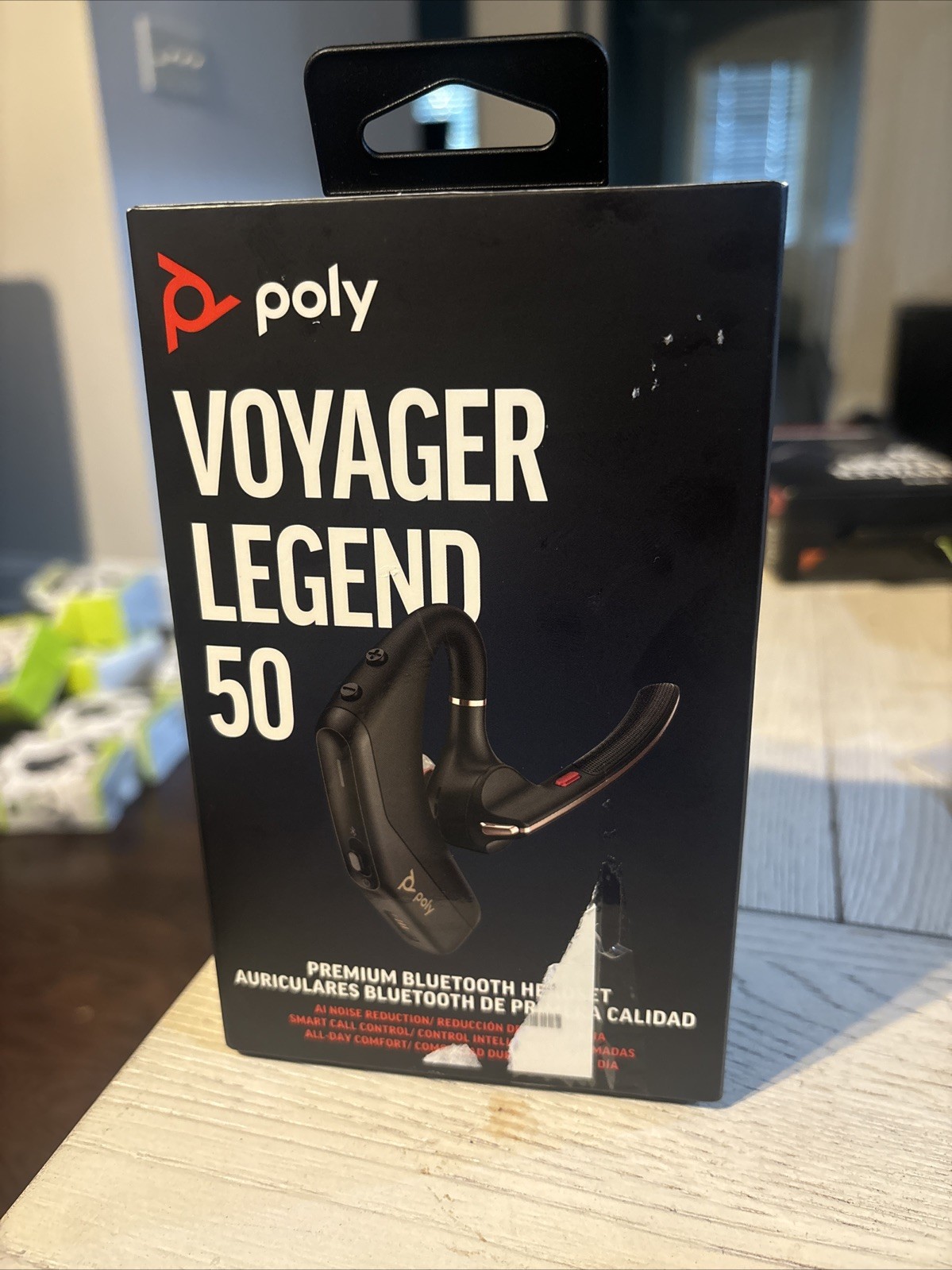 Poly Voyager Legend 50 Headset Poly Voyager Legend 50 Headset