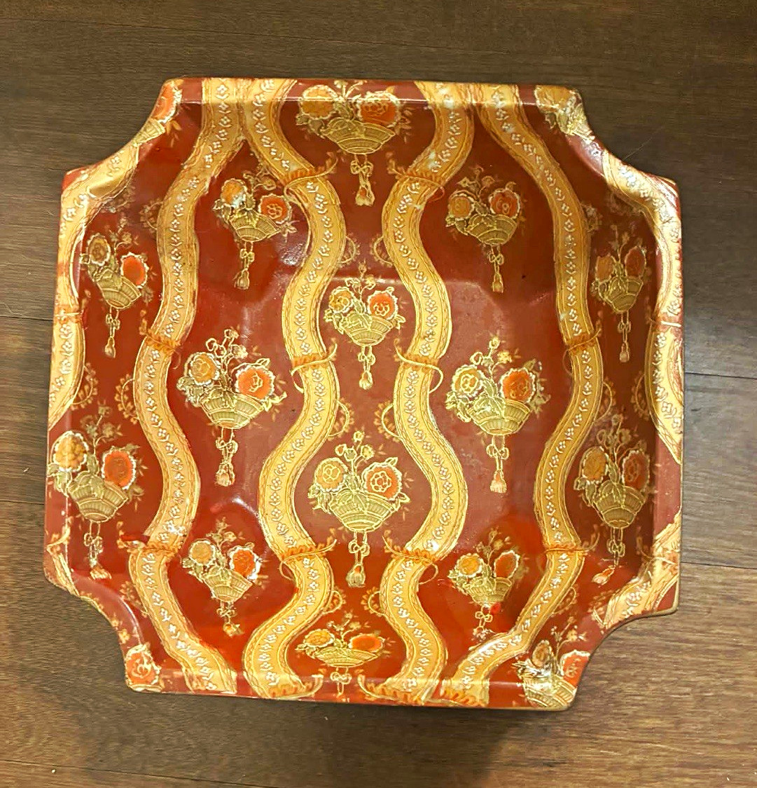 Vintage Chinese Hand Painted Porcelain Bowl Red Gold Gilt Floral Baskets 8.5”
