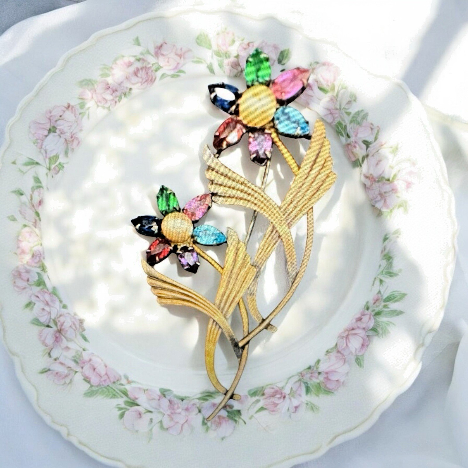 Lovely Vintage Symmetalic Signed Sterling Silver & 14k Gold Flower Pin Brooch