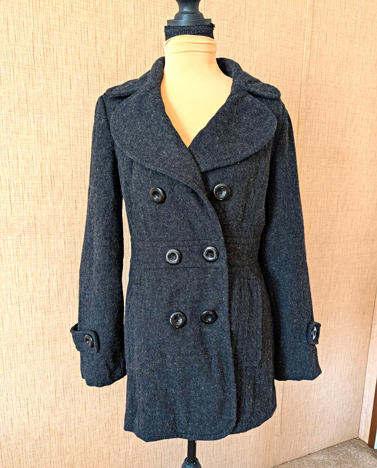 Forever Twenty One Women\'s Gray Wool Blend Lined Mid-Length Pea Coat M