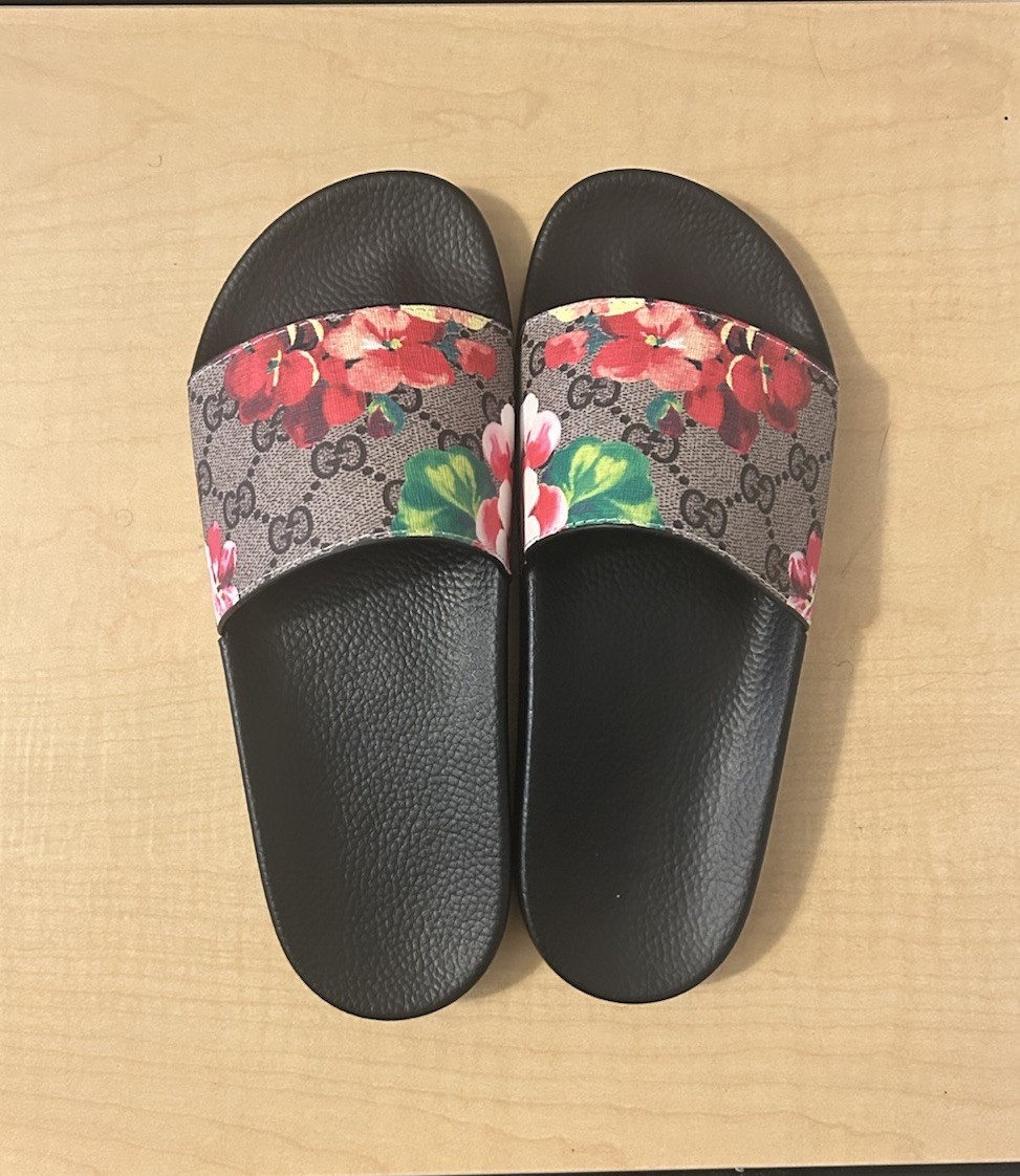 Gucci Slides Pink Floral (Wmns) Size 7 Gucci Slides Pink Floral (Wmns) Size 7