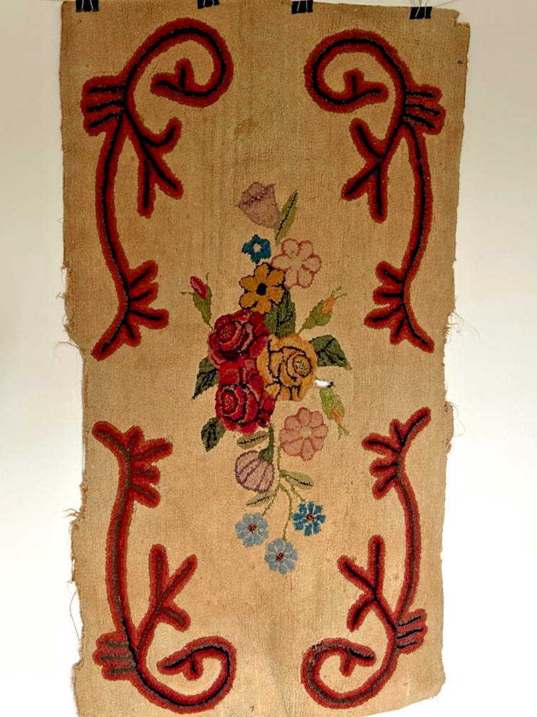 Antique Handmade Rug Roses Center Repair or Re-Purpose Textile Antique Handmade Rug Roses Center Repair or Re-Purpose Textile