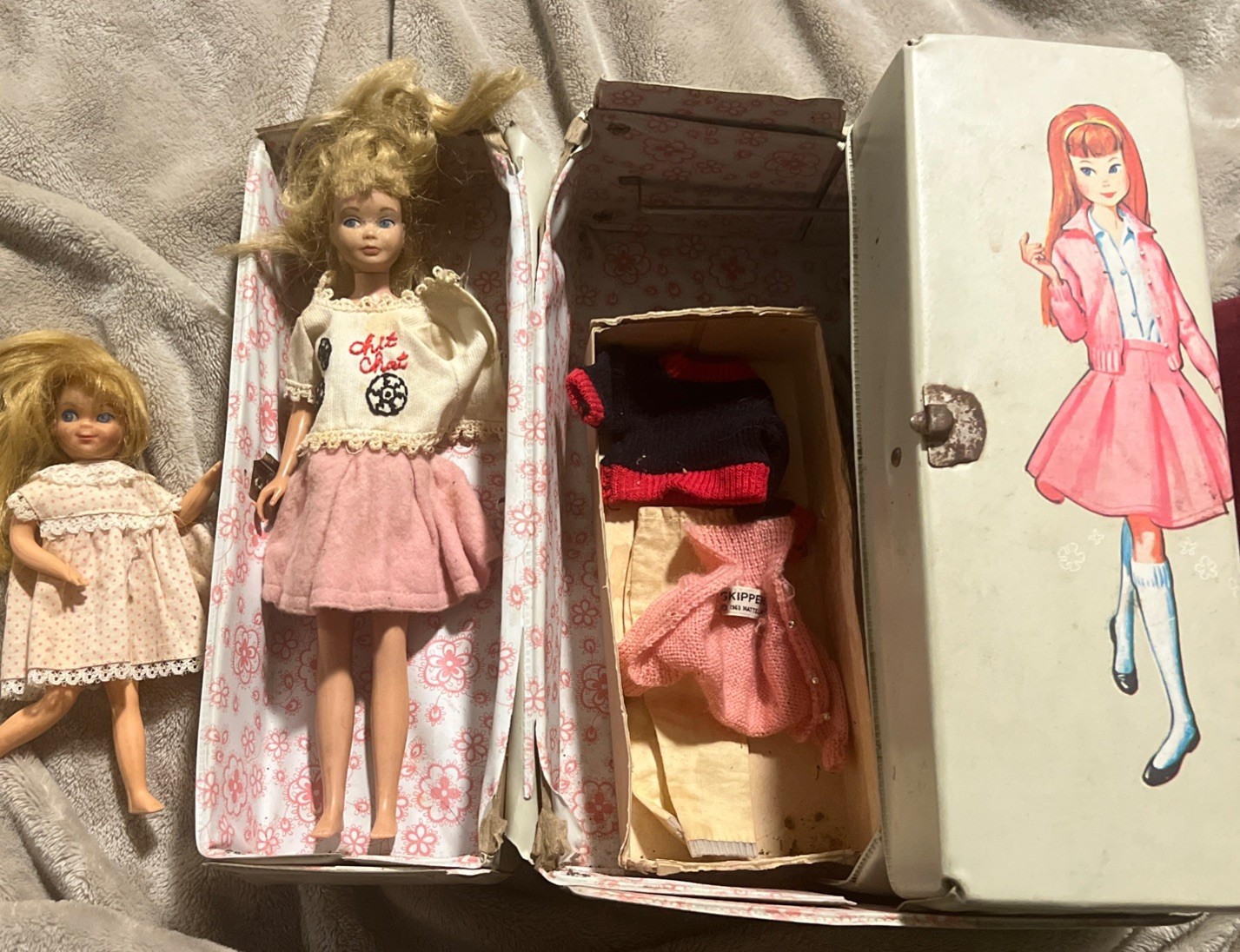 Skipper’s Barbie’s Little Sister & Friend With Carrying Case 1964 Skipper’s Barbie’s Little Sister & Friend With Carrying Case 1964