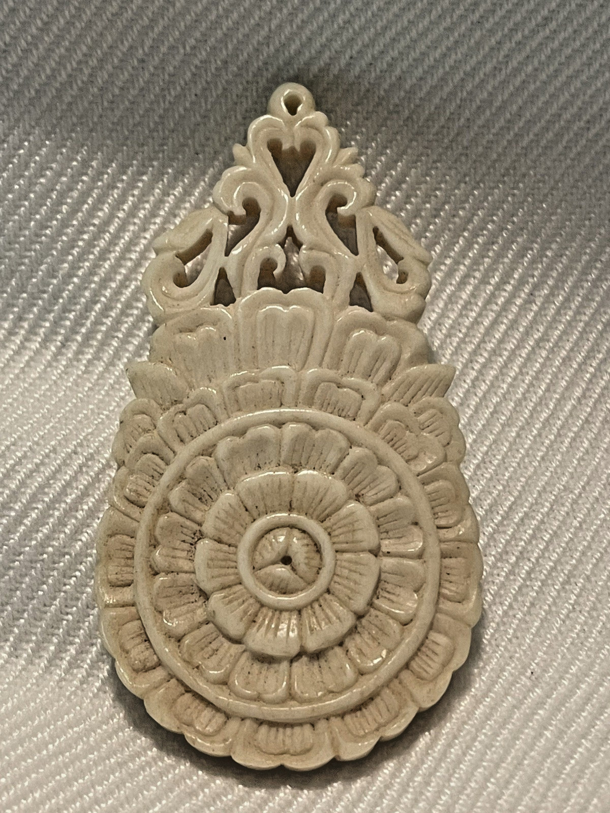 Very Old Tibetan Mandala Plaque or Pendant Very Old Tibetan Mandala Plaque or Pendant