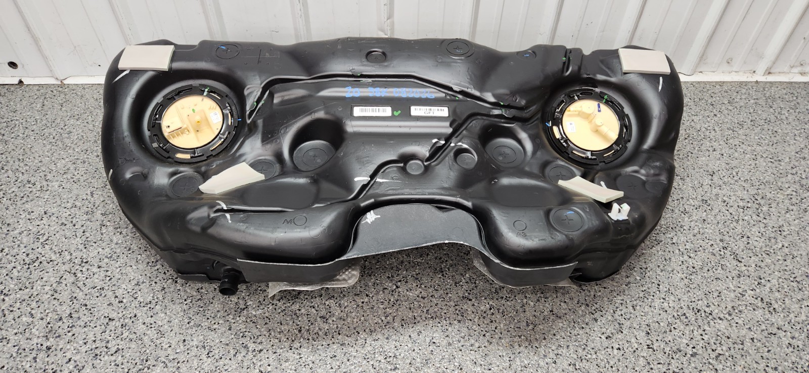 2019-2021 Dodge Challenger  5.7L Gas Tank w/ Pumps OEM
