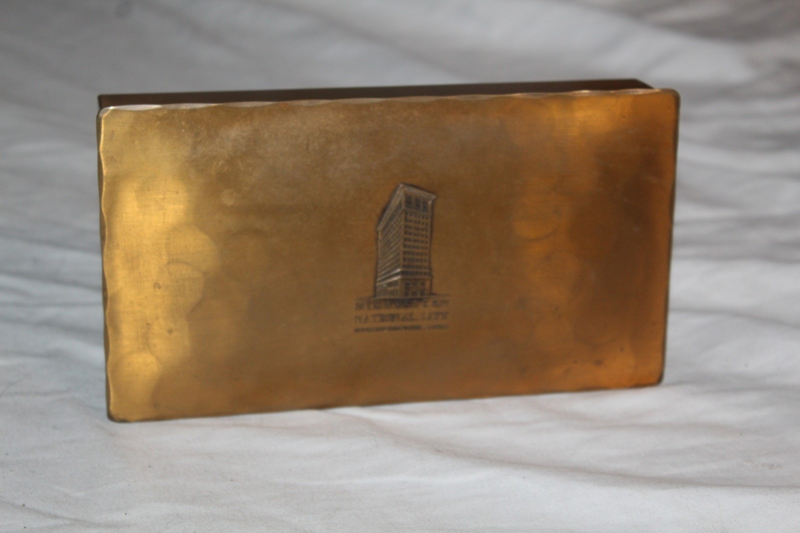 Vtg Wendell August Forge Midwestern National Life Bronze Large Trinket Box