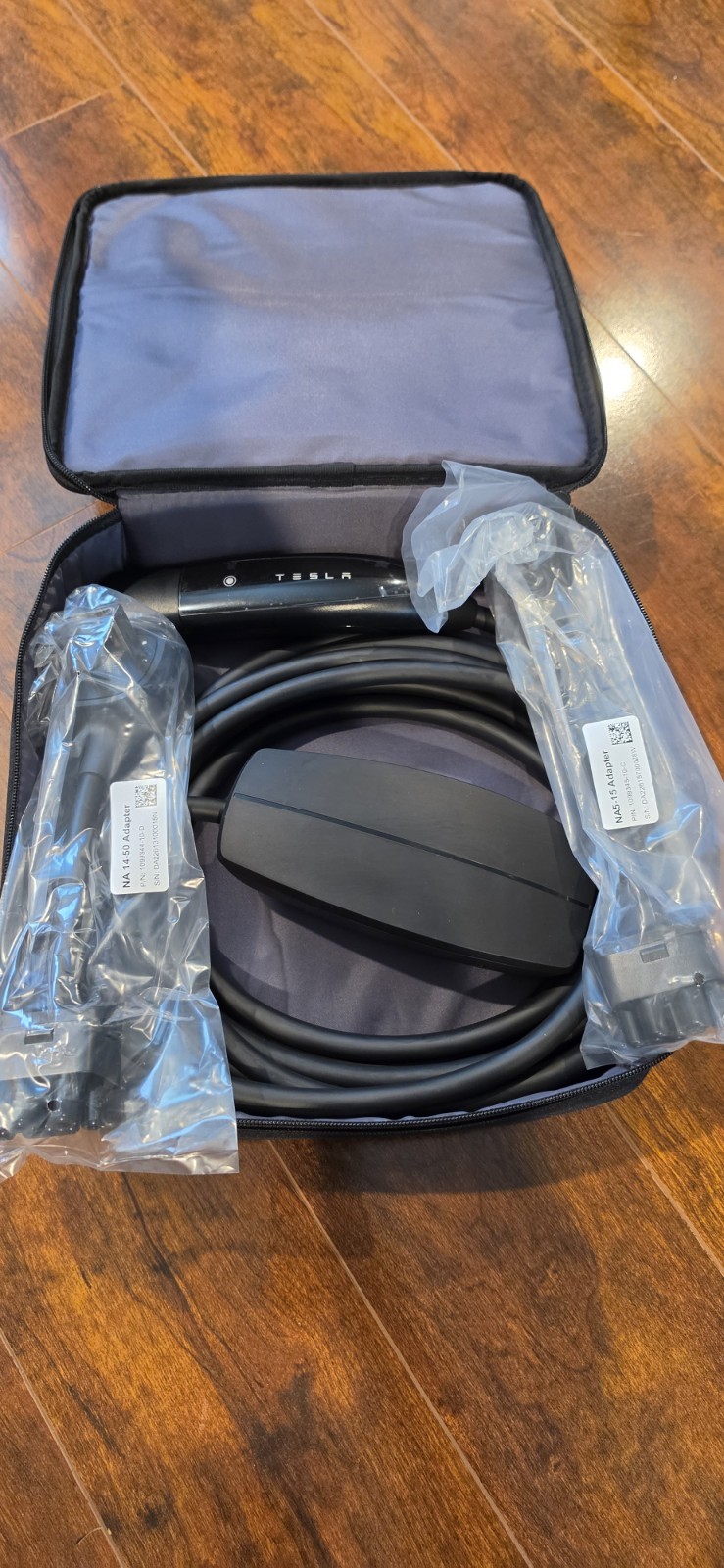 Tesla CYBERTRUCK Mobile Connector OEM Power 120 or 240