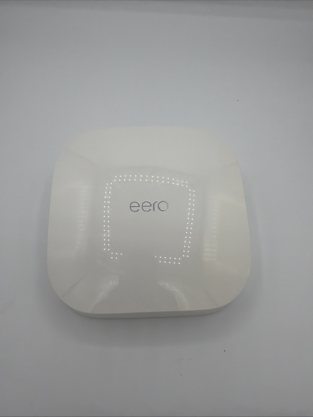 eero Pro 6 Tri-Band Mesh Wi-Fi 6 Router Model K010001 - White Tested/ Working