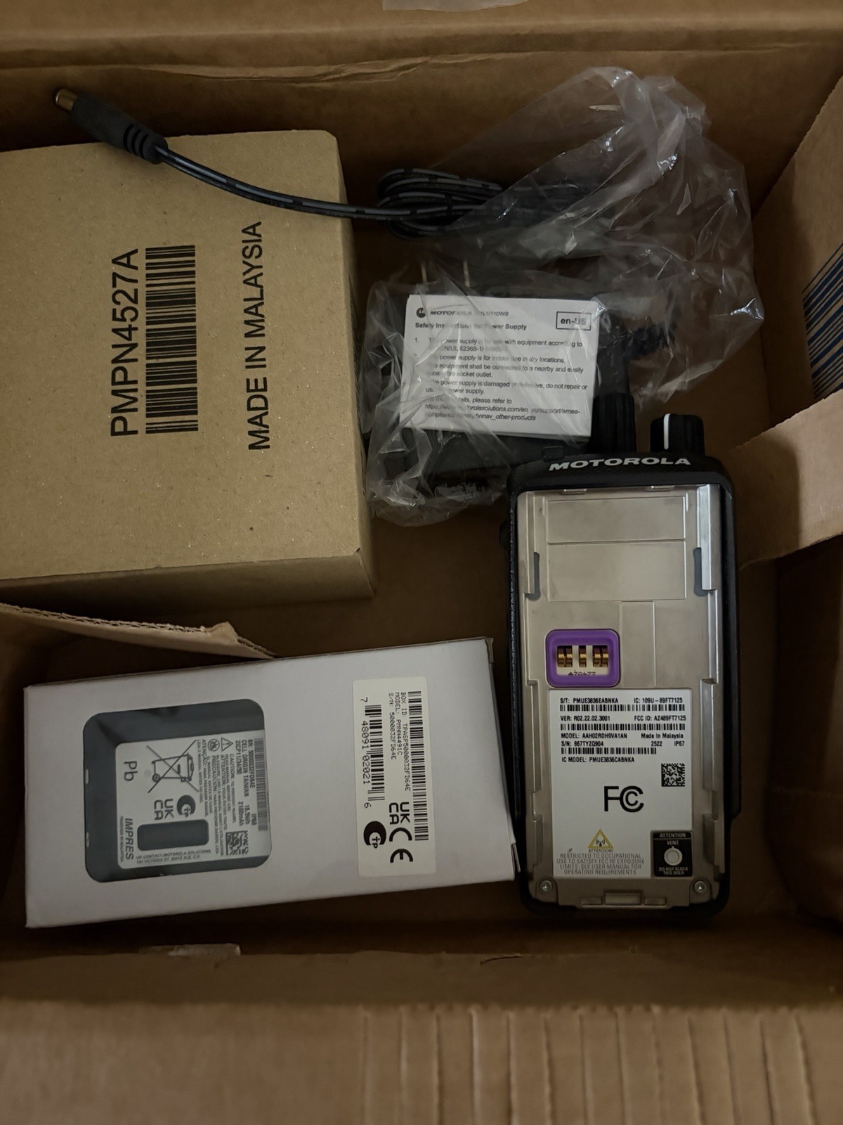Motorola XPR 3500e 403-512 LKP WIFI UHF Radio Motorola XPR 3500e 403-512 LKP WIFI UHF Radio
