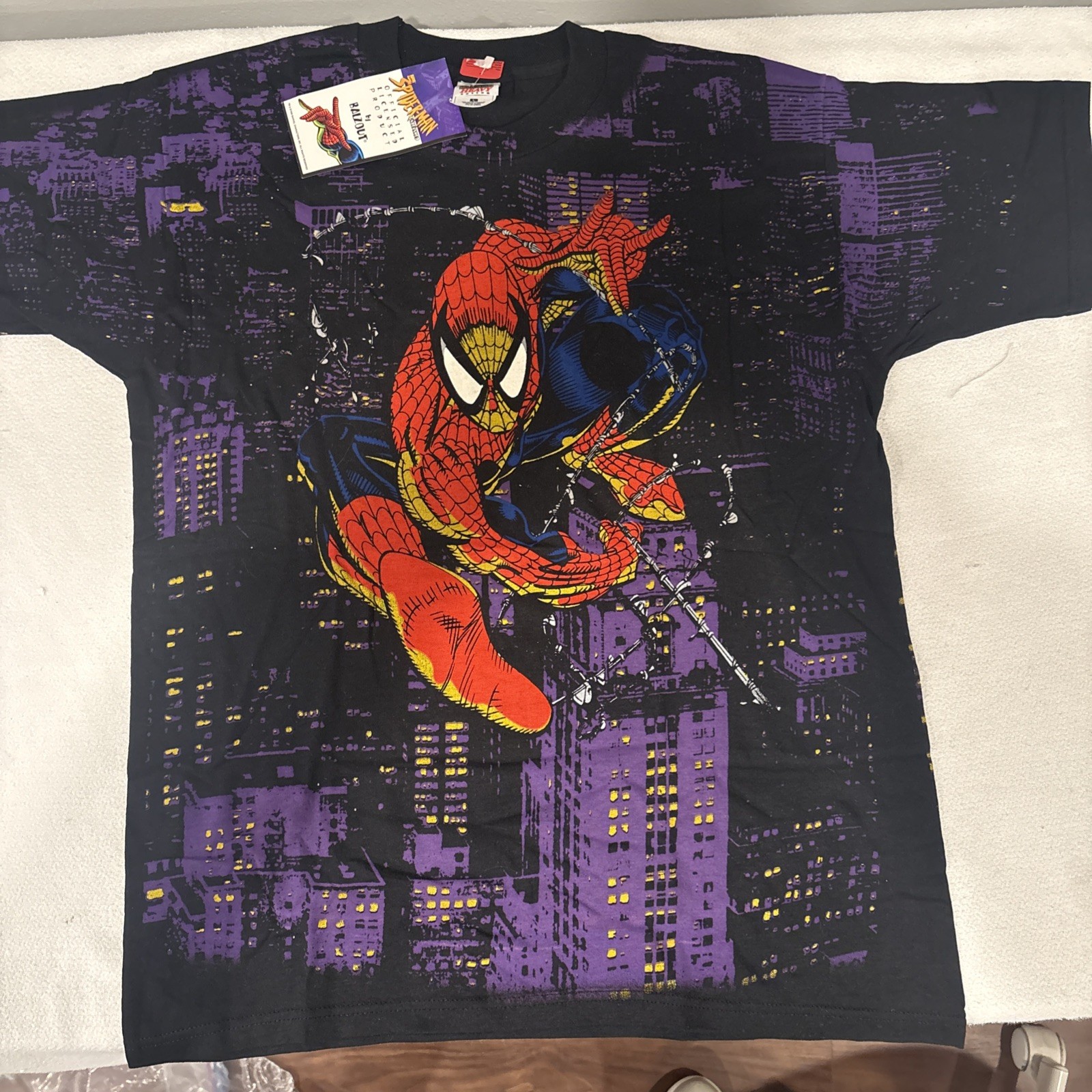 Vintage Rare 1998 Spider Man AOP Balzout T Web Slinger City Scape L NOS #106 Vintage Rare 1998 Spider Man AOP Balzout T Web Slinger City Scape L NOS #106
