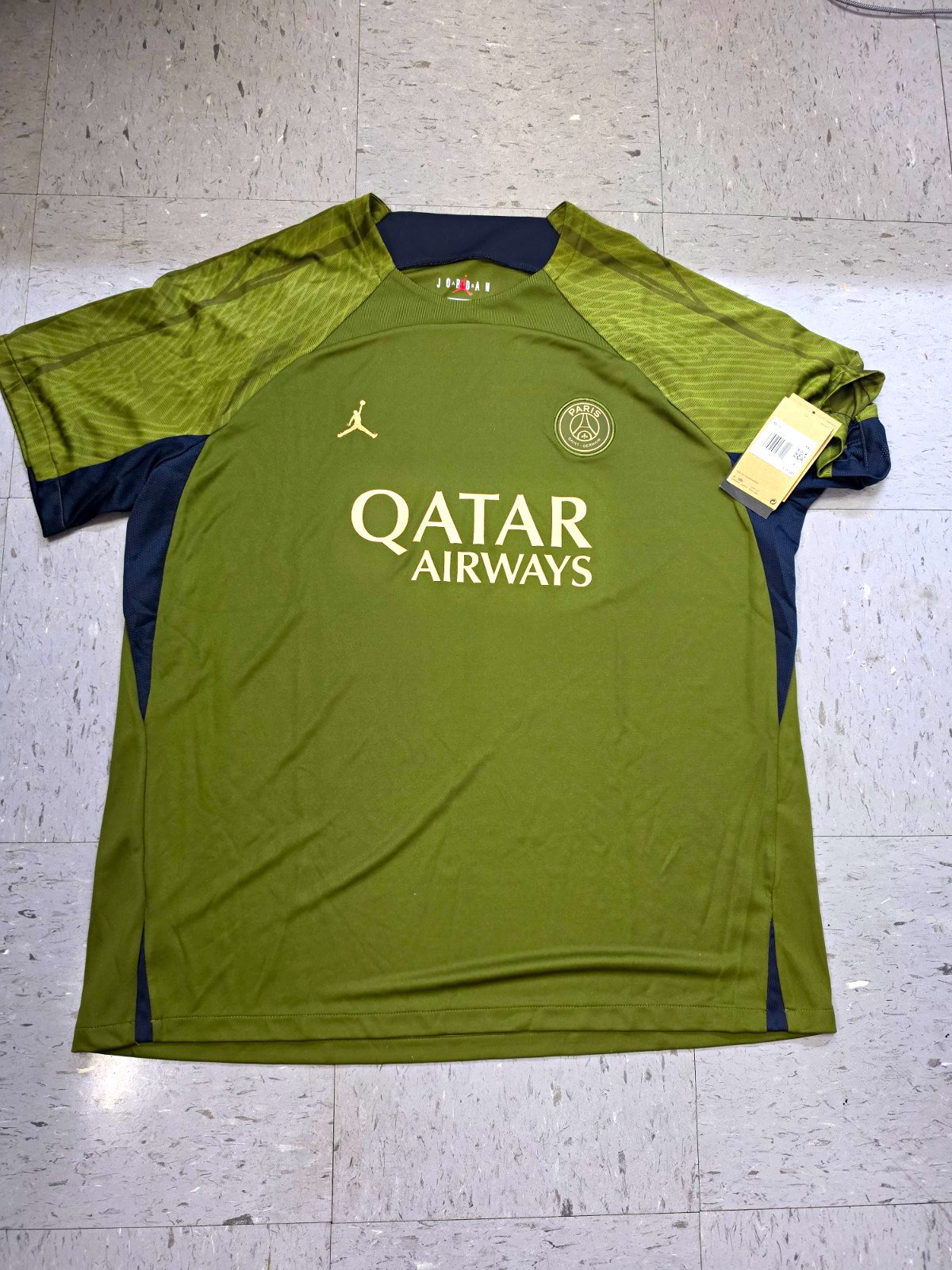 Jordan Paris Saint-Germain PSG Soccer Jersey Shirt Men’s 2XL Green Black Jordan Paris Saint-Germain PSG Soccer Jersey Shirt Men’s 2XL Green Black
