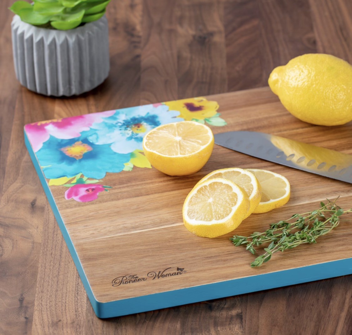 The Pioneer Woman Acacia Wood 12x18 Cutting Board Granny Cottage Core Floral The Pioneer Woman Acacia Wood 12x18 Cutting Board Granny Cottage Core Floral