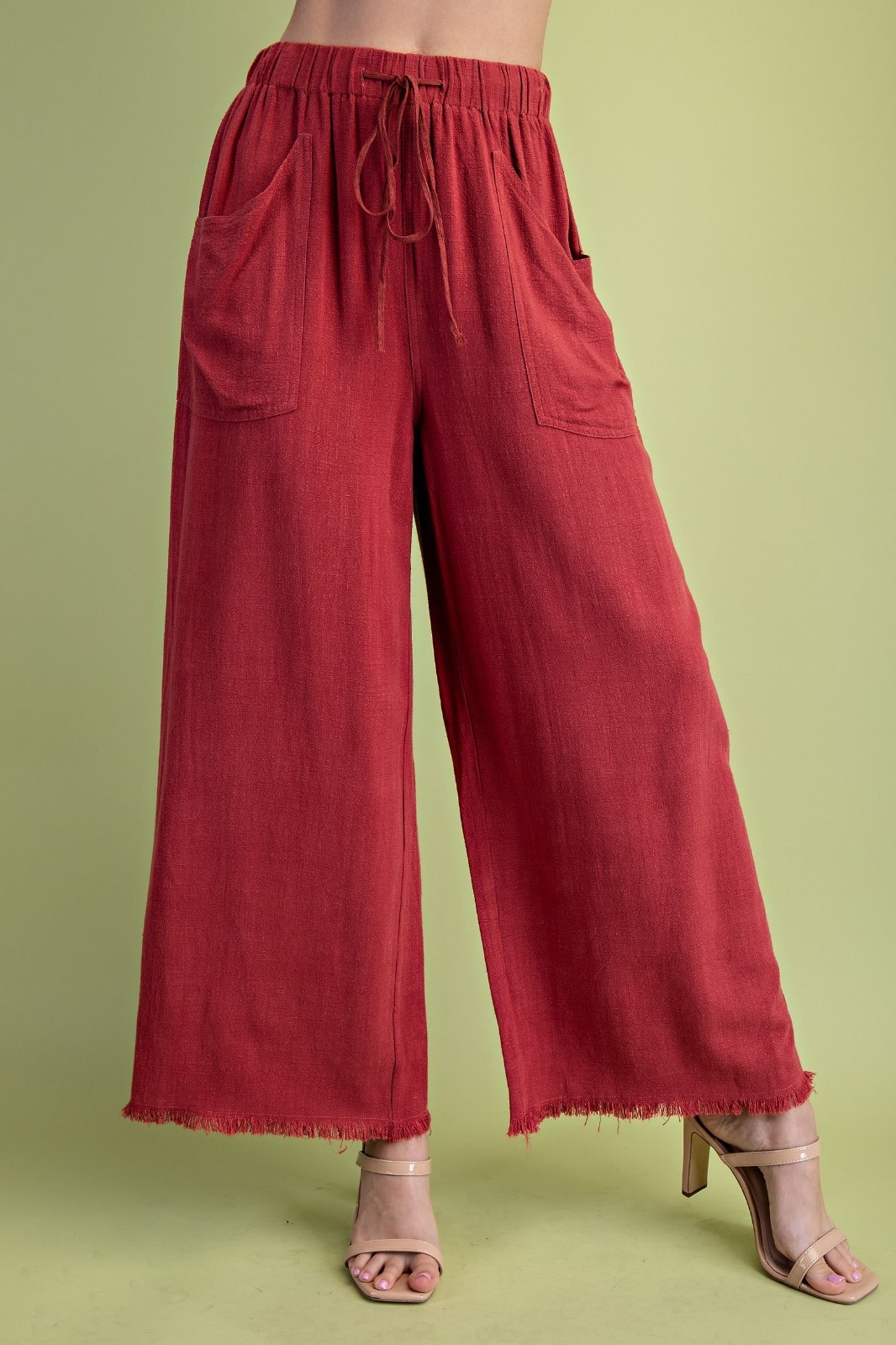 Gigio by Umgee Red Clay Linen Blend Frayed Cropped Wide Leg Pants w/ Pockets Gigio by Umgee Red Clay Linen Blend Frayed Cropped Wide Leg Pants w/ Pockets