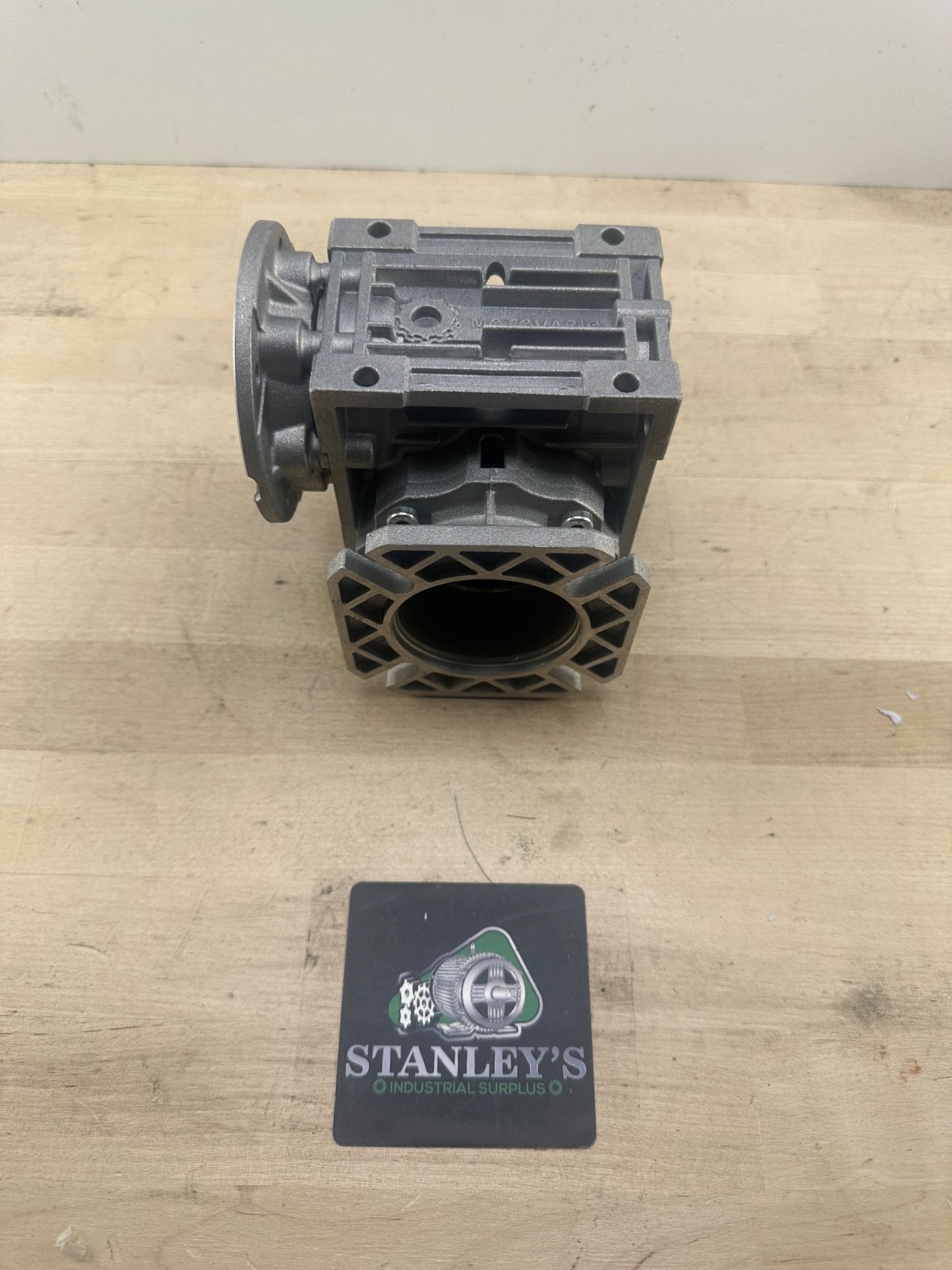 Motovario NMRV040 Gearbox 15:1 Ratio New