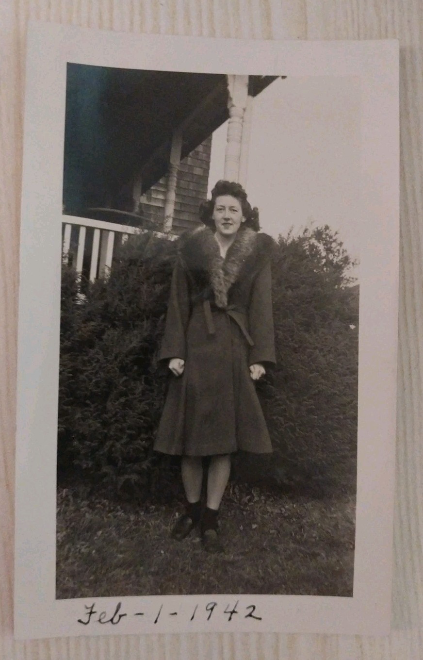 Vintage 1942 Snapshot Photo Woman in Fur Collar Winter Coat Fashion  1940s  WWII