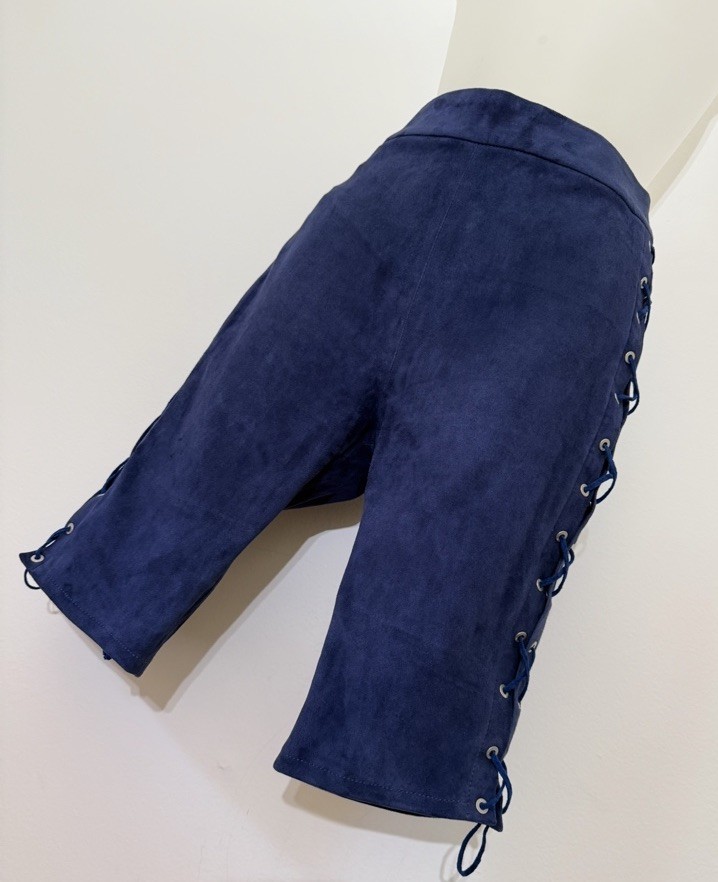 $1168 Medium Ben Taverniti Luxury Genuine Suede Stretch Women Biker Shorts Blue $1168 Medium Ben Taverniti Luxury Genuine Suede Stretch Women Biker Shorts Blue
