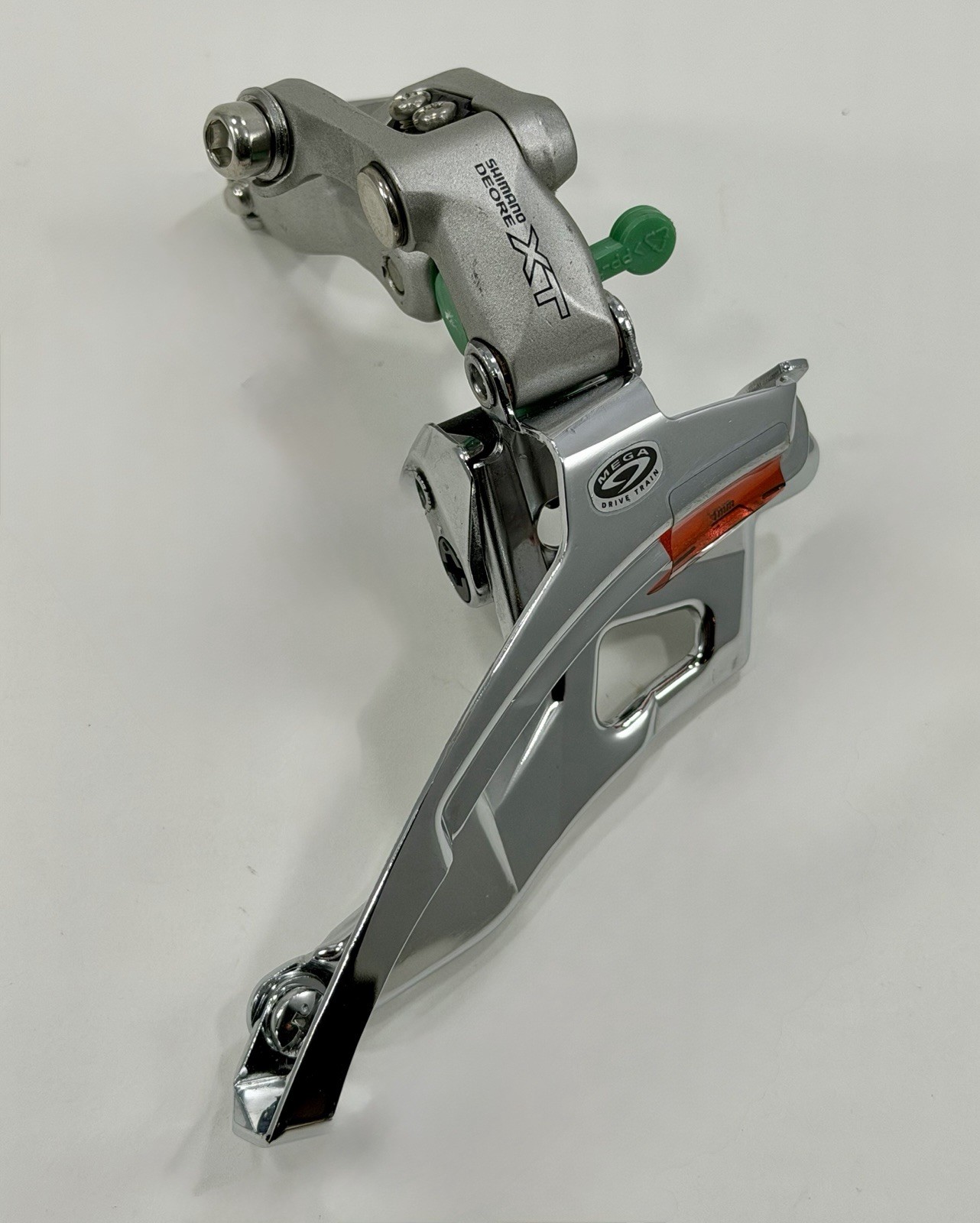 Shimano Deore XT FD-M751 Front Derailleur Silver 31.8mm Bottom Pull  NOS Vintage