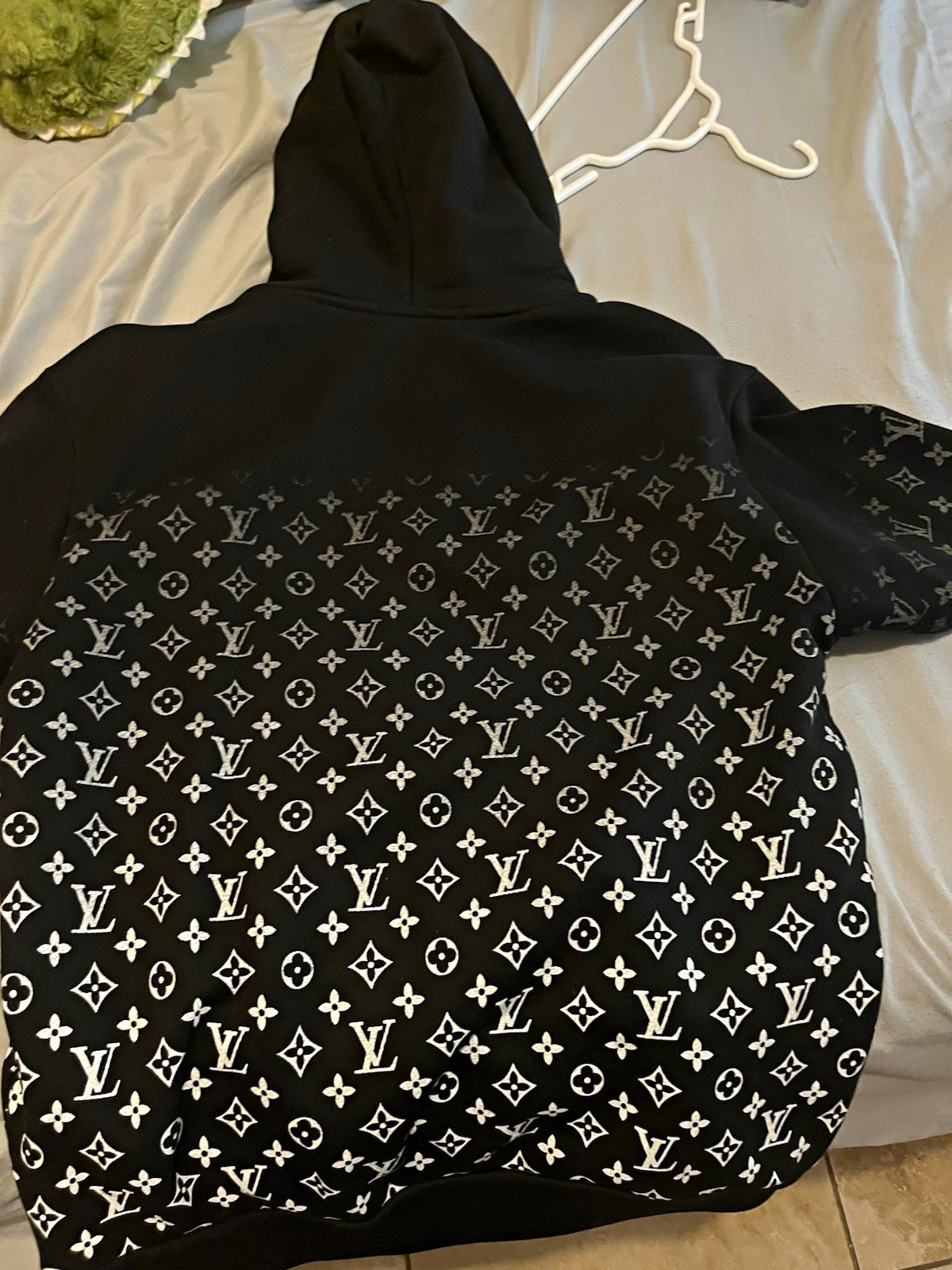 Louis Vuitton Men’s M Black Monogram Logo Pullover Hoodie Crew Neck