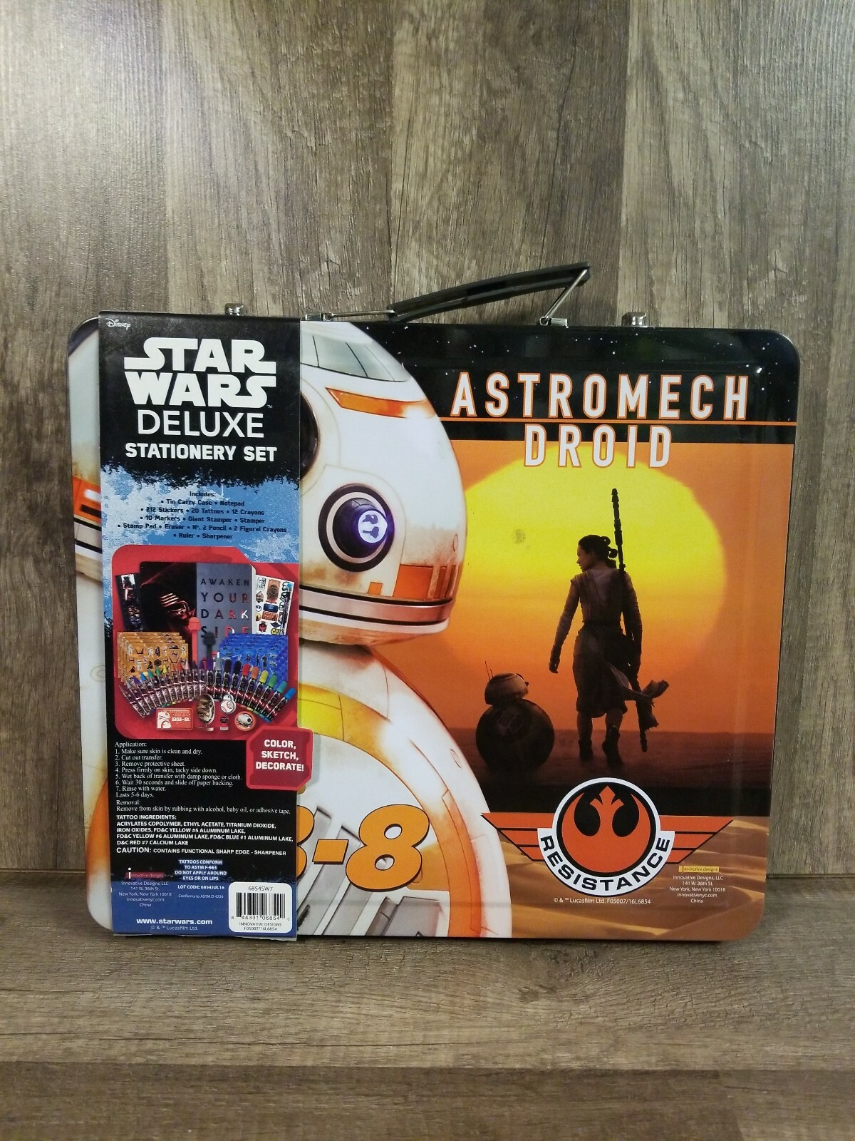 Disney Star Wars Awaken Your Destiny Deluxe Stationery Set Tin Carry Case Disney Star Wars Awaken Your Destiny Deluxe Stationery Set Tin Carry Case