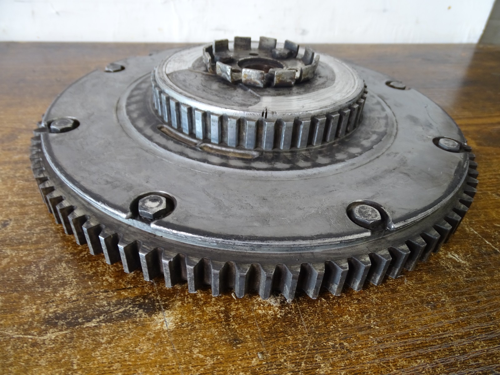 USED OCM 1964 Johnson Evinrude 40hp flywheel w starter gear 308852