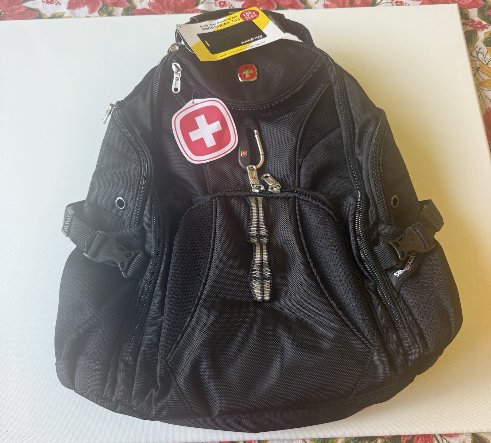NWT SwissGear SA1900 ScanSmart Laptop Backpack Black TSA Friendly Travel Bag NWT SwissGear SA1900 ScanSmart Laptop Backpack Black TSA Friendly Travel Bag