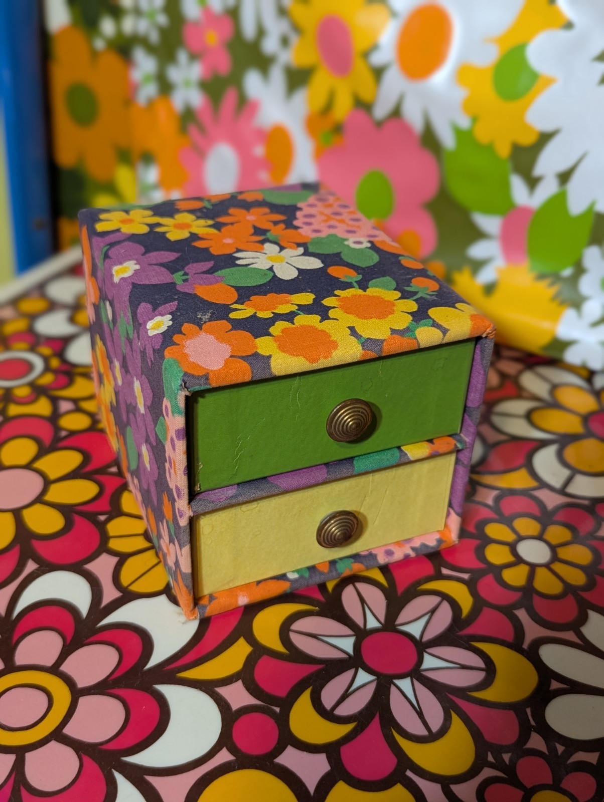 Vintage Flower Power Trinket Box MCM 70s Groovy Retro Decor Japan