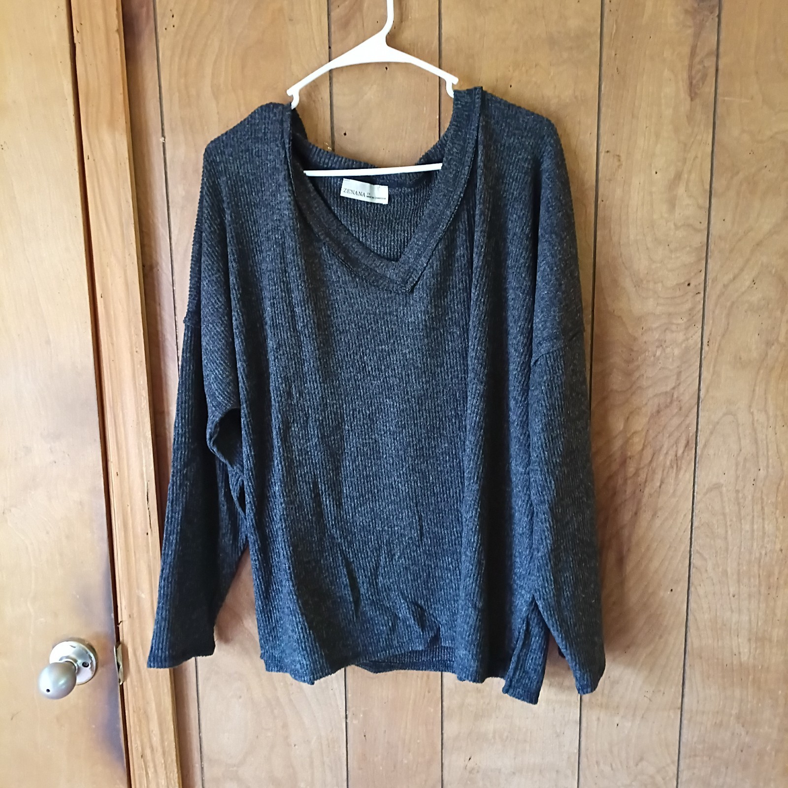Zenana Womens 2X Black Ribbed V Neck Drop Shoulder Pullover Top Plus Size NEW Zenana Womens 2X Black Ribbed V Neck Drop Shoulder Pullover Top Plus Size NEW