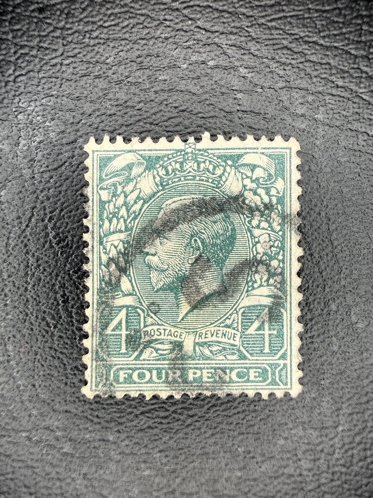 Great Britain 1912 King George V 4d Grey-Green Definitive Stamp Used - SG379 Great Britain 1912 King George V 4d Grey-Green Definitive Stamp Used - SG379