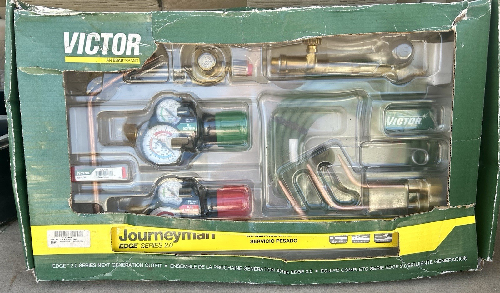 VICTOR 0384-2101 90° Metal Welding & Cutting Outfit - New never open Damaged Box VICTOR 0384-2101 90° Metal Welding & Cutting Outfit - New never open Damaged Box