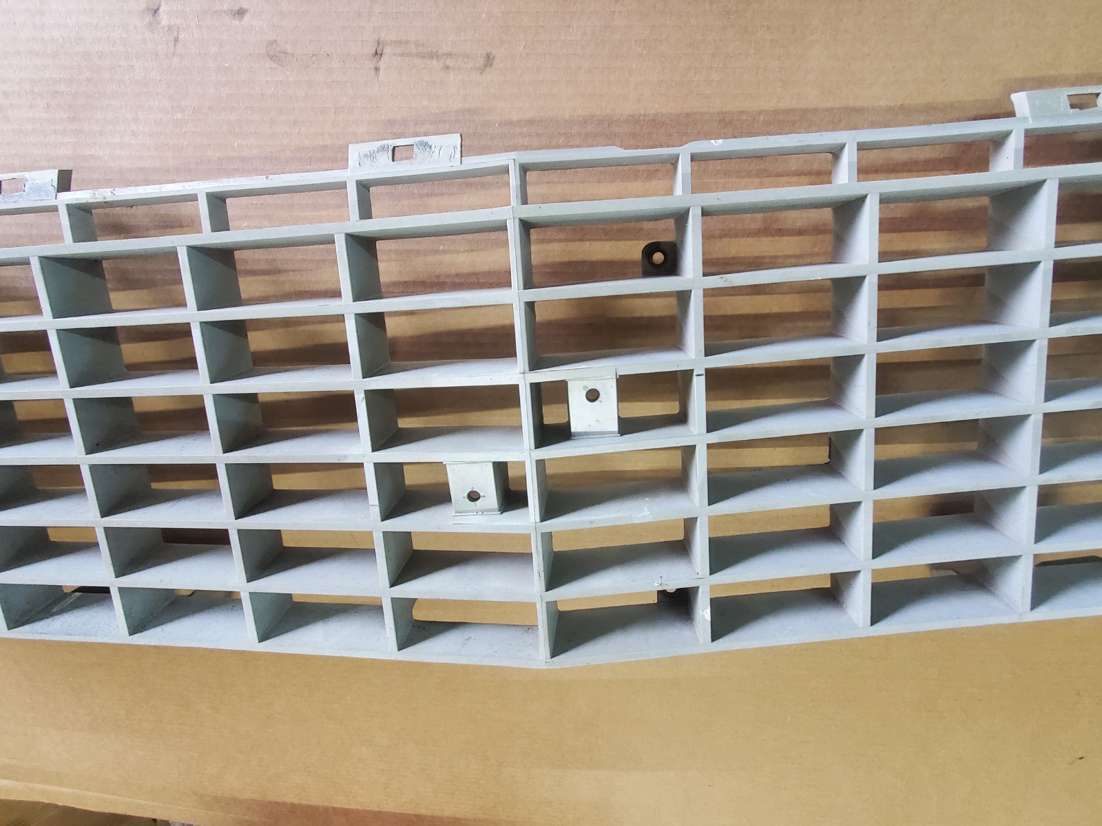 Grille for Chevy Blazer Truck Suburban 1971 to 1972 Grille for Chevy Blazer Truck Suburban 1971 to 1972